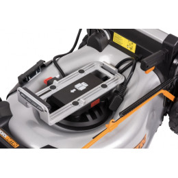 Газонокосилка аккумуляторная Worx WG761E 80В, в комплекте 4 АКБ 4 А/ч и ЗУ