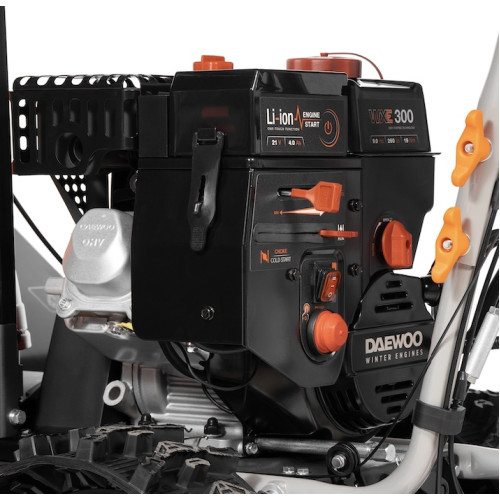 Снегоотбрасыватель бензиновый Daewoo DAST 427